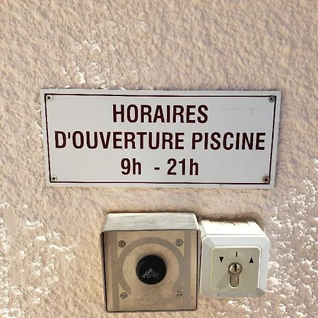Belles Prestations Pour Ce Pavillon Moderne Avec Piscine - 6cyc59 Апартаменты
